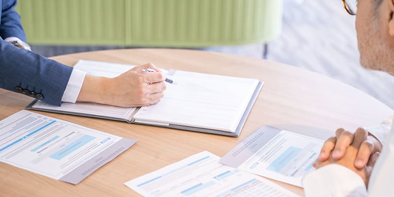 実際の費用相場と依頼先の選び方｜弁護士以外もOK？