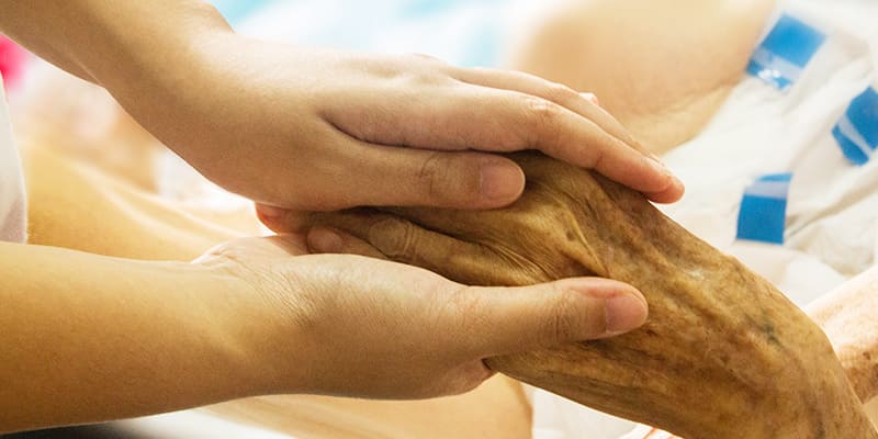 【深刻化する介護の現実】うつ・放棄・離職・事件という連鎖