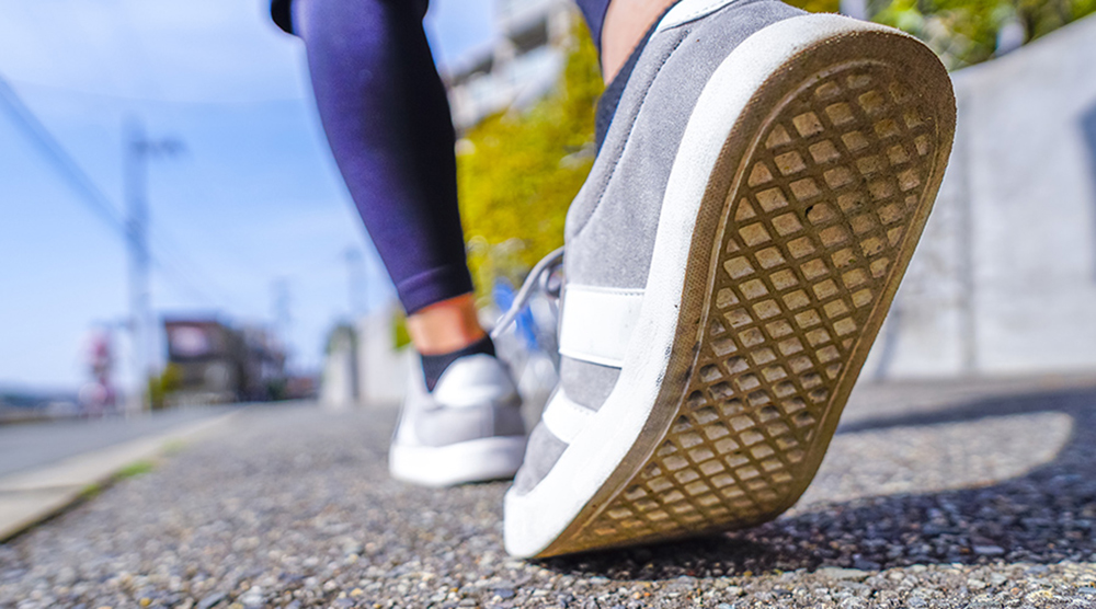 高齢者のウォーキング入門｜健康維持と安全を両立する実践法と続けるコツ