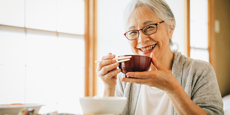 健康寿命を伸ばすために今から始める|ロコモ対策の継続が生む未来の自立力