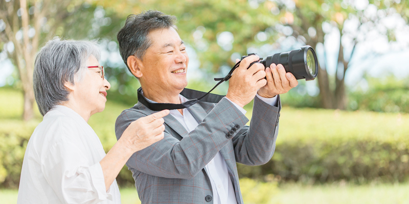 日常生活でできる心のケア|笑い・趣味・短期目標で前向きな毎日へ