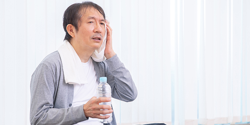 熱中症と脱水症の関連性|高齢者に多い危険なケースとは