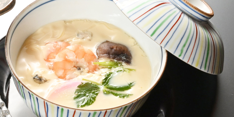 誤嚥を防ぐ食事の工夫|食べ物・食べ方・介助のポイント